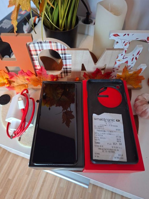 OnePlus 12 12/256GB Czarny