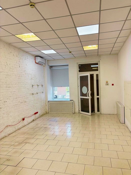 Без % Фасадне приміщення 64м.кв. Окремий вхід. Вул.Володимирська 81