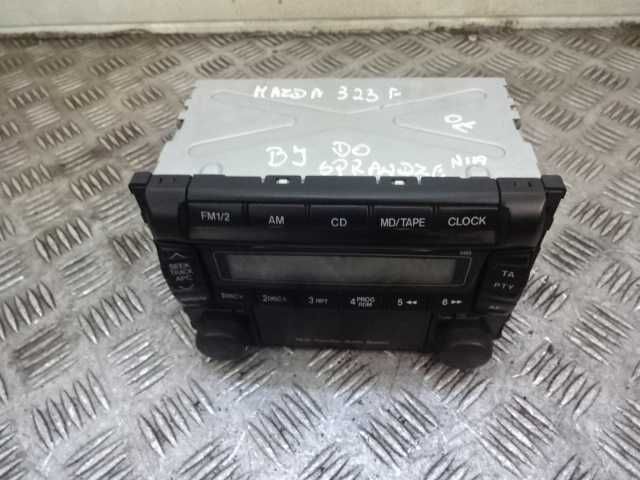 Mazda 323F BJ 98-03 radio