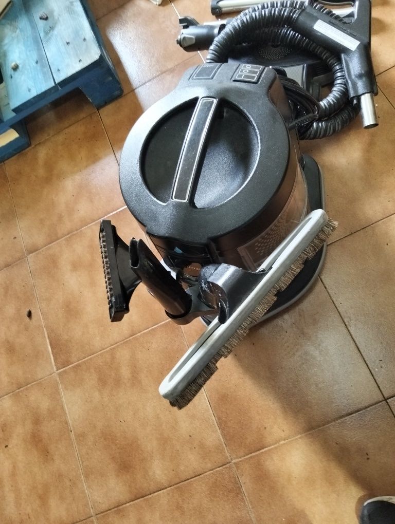 Aspirador Rainbow nova sem uso