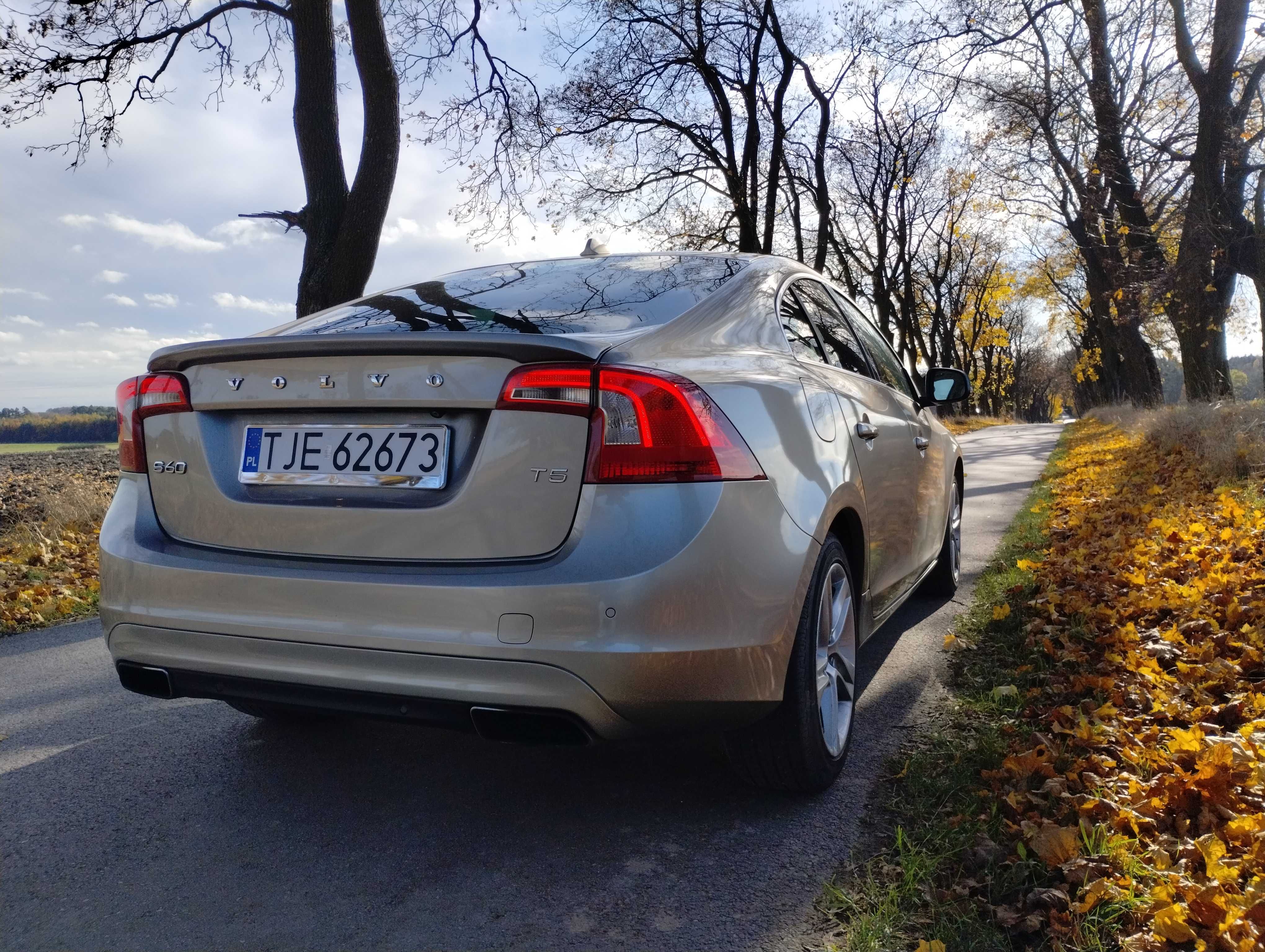 Volvo S60 II T5 2015 PLATINIUM ECO+