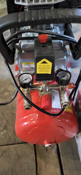 Продаётся новый компрессор на 24 литра производитель Польша.