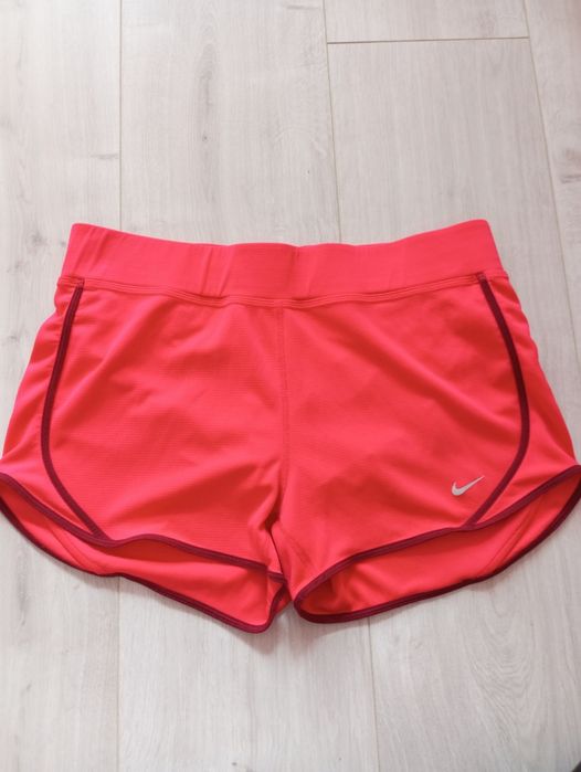 Шорти від Nike розмір M