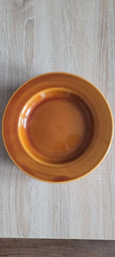 Talerze z porcelitu DDR