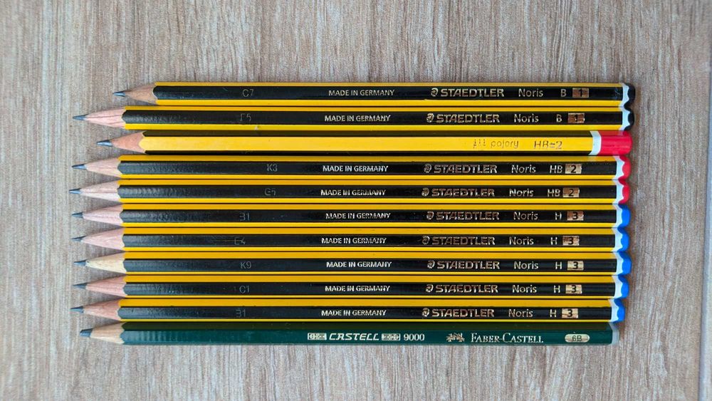 Lápis de carvão Staedtler