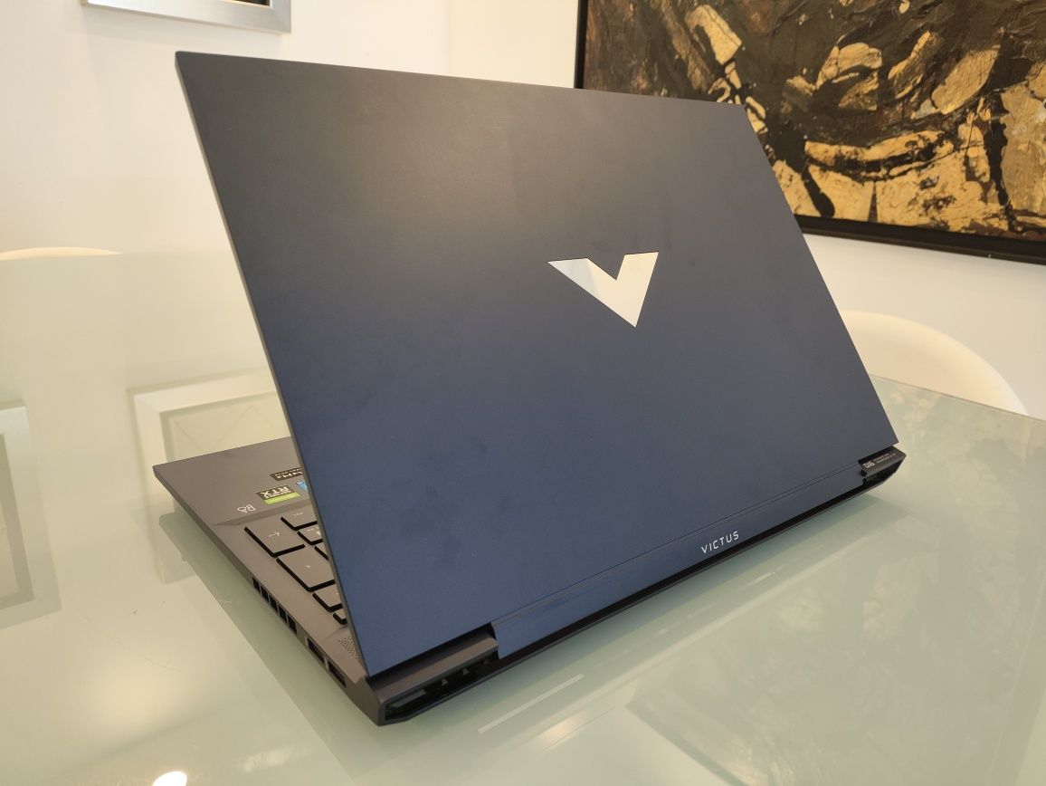 HP Victus RTX 3060 32GB RAM
