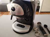 Ekspres ciśnieniowy do kawy DeLonghi