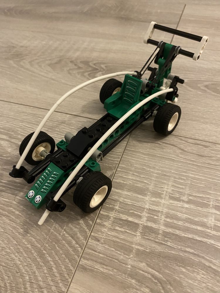 Lego Technic 8213 - Spy Runner