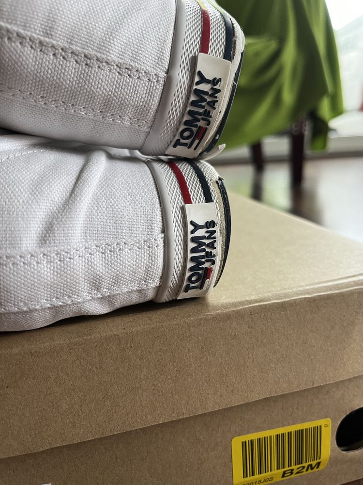 Sneakersy na koturnie Tommy Hilfiger 41