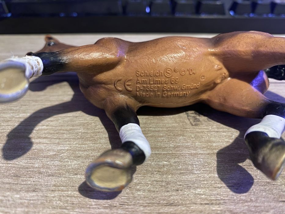Фигурки лошадей Schleich