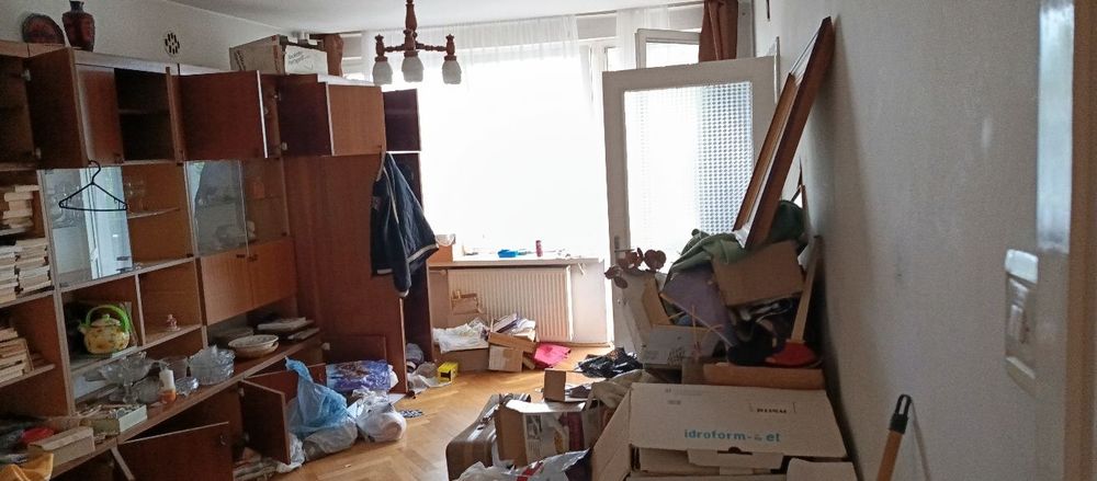 Opróżnianie mieszkań I piwnic  , Wywóz starych mebli , przeprowadzki