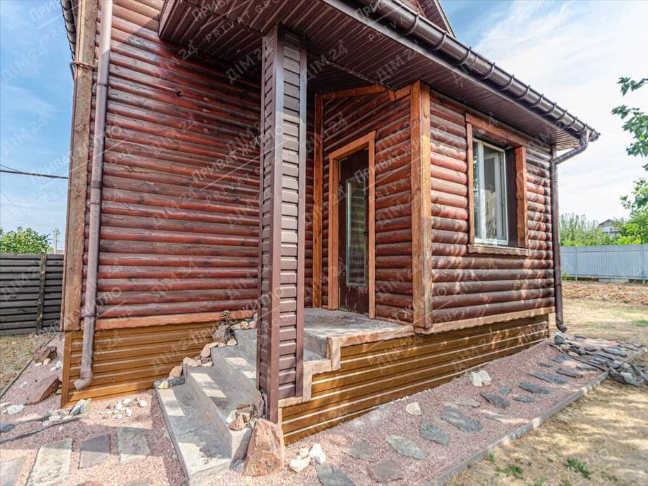 Просторий дуплекс із душею — Ваш ідеальний дім у селі Гора!