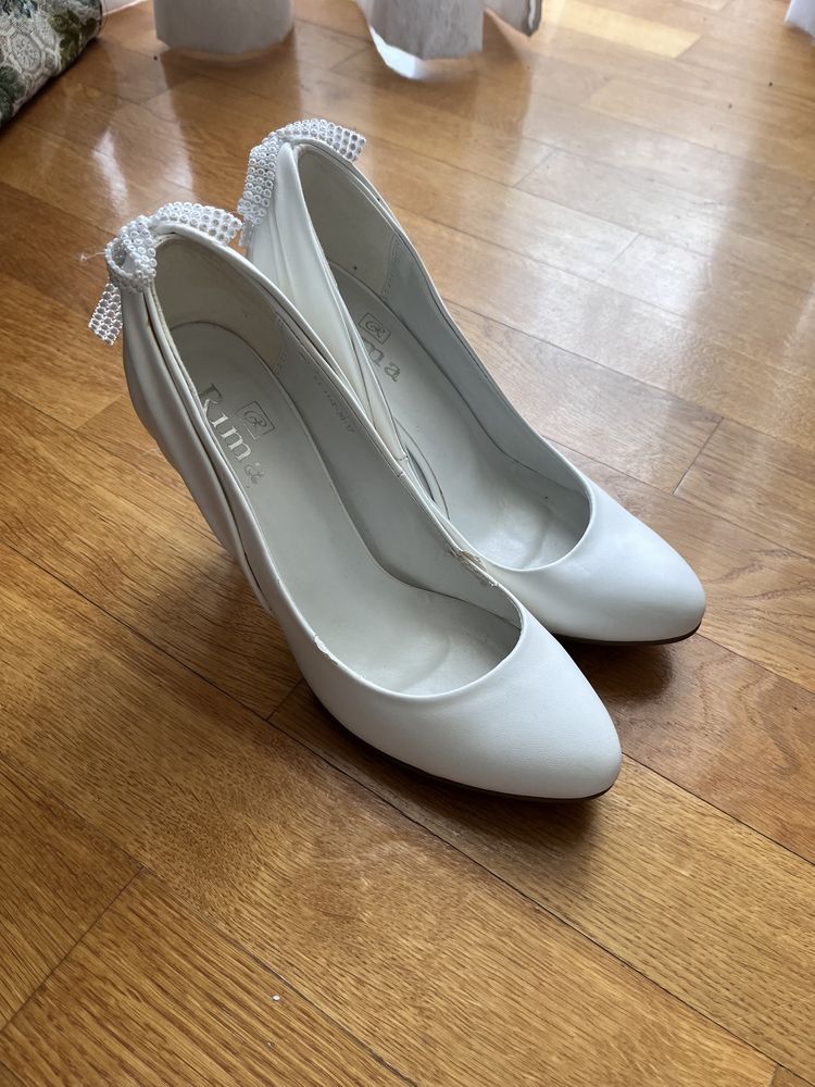 Білі туфлі на розпис/весілля з бантиками 38 розмір