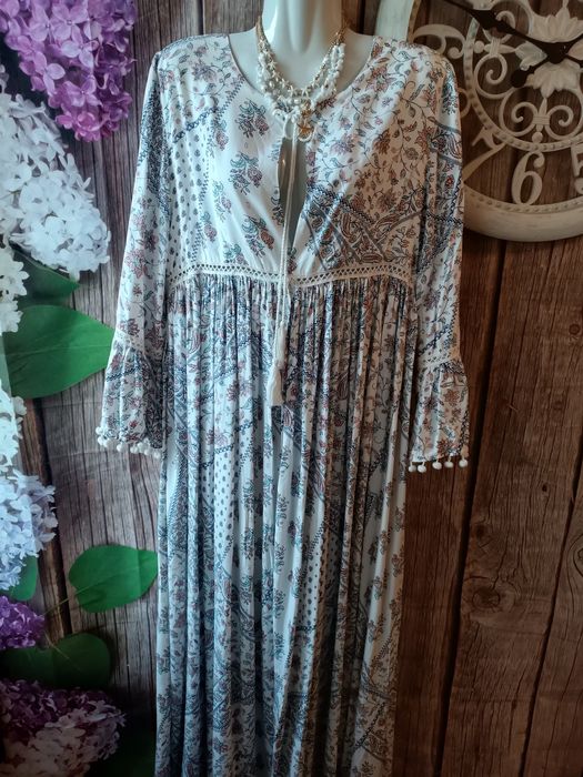 Пляжне шикарне плаття - халат . Р 46-48