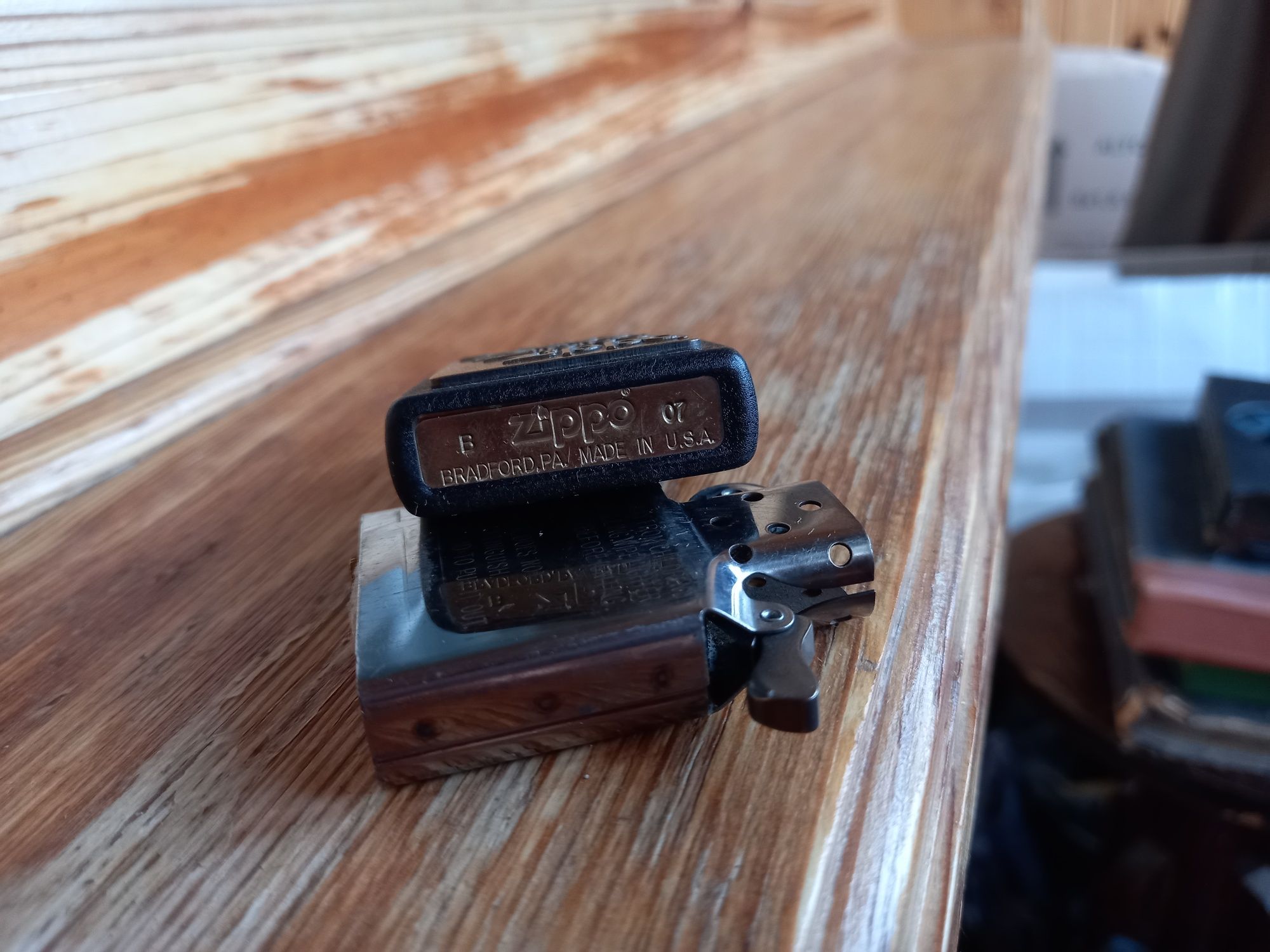 Зажигалка бензиновая Zippo
