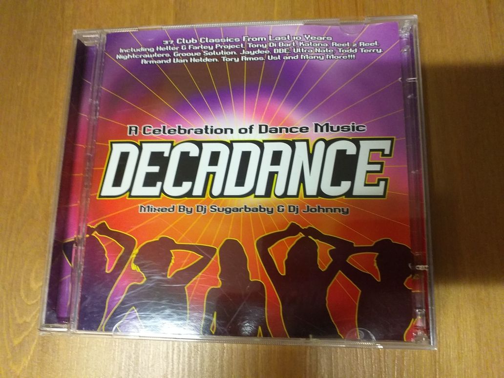 NOVO,cd duplo dance music de 1 década Decadance,imaculado,envio ctt