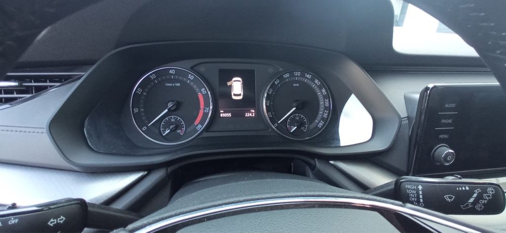 Skoda Octavia 1.5 r. 2021
