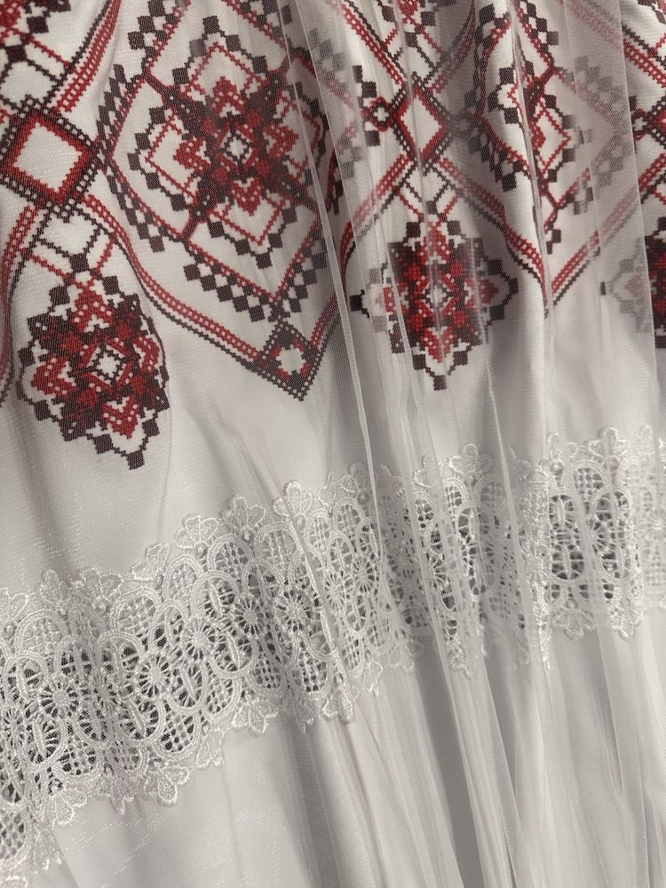 Сукня в украінському стилі, вишиванка, весільна сукня, для фотосесій