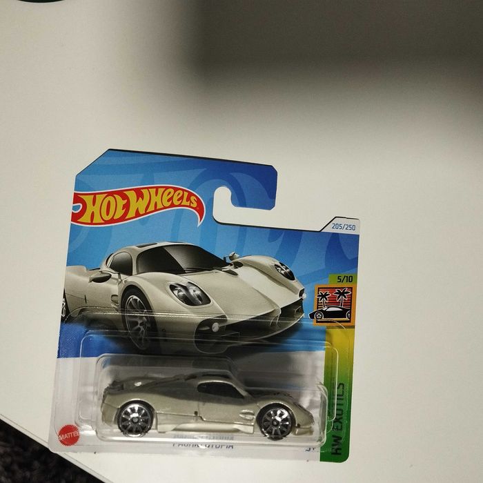 Hot wheels pagani utopia