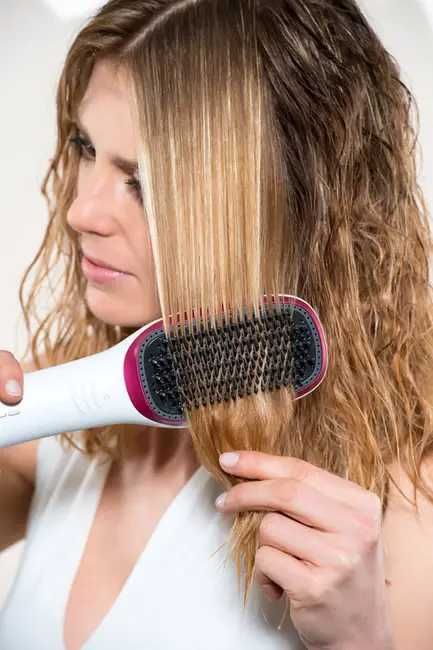 Escova Alisadora Rowenta Express Air Brush