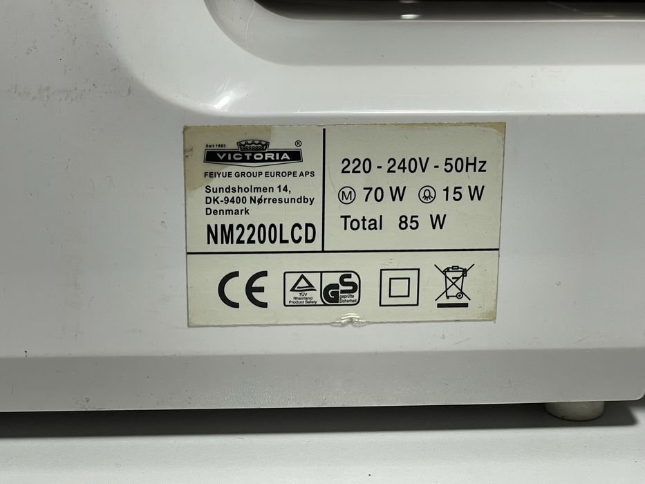 Швейная Машинка   • Victoria Seit 1863/NM2200