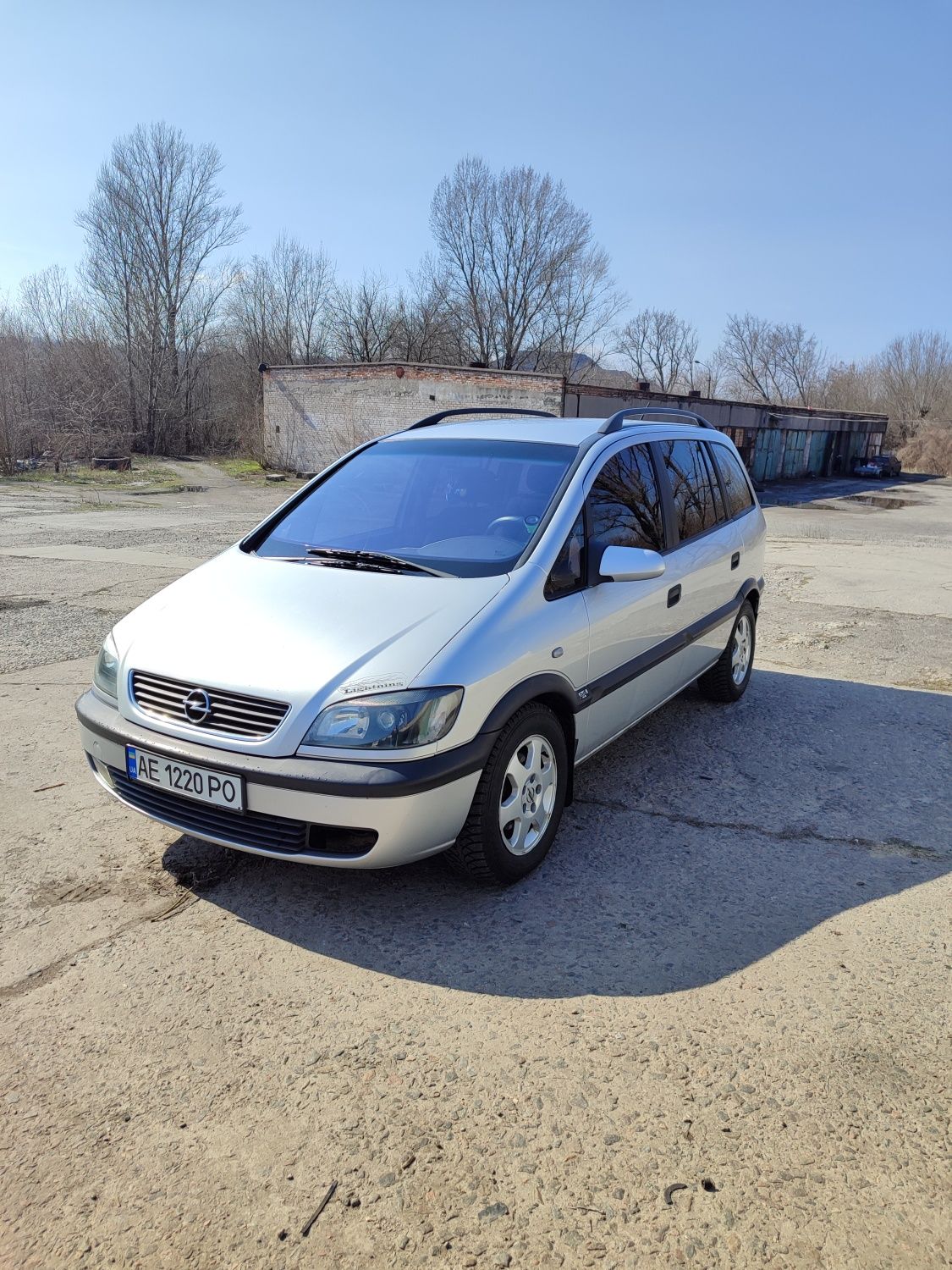 Opel zafira 2.0 TDI