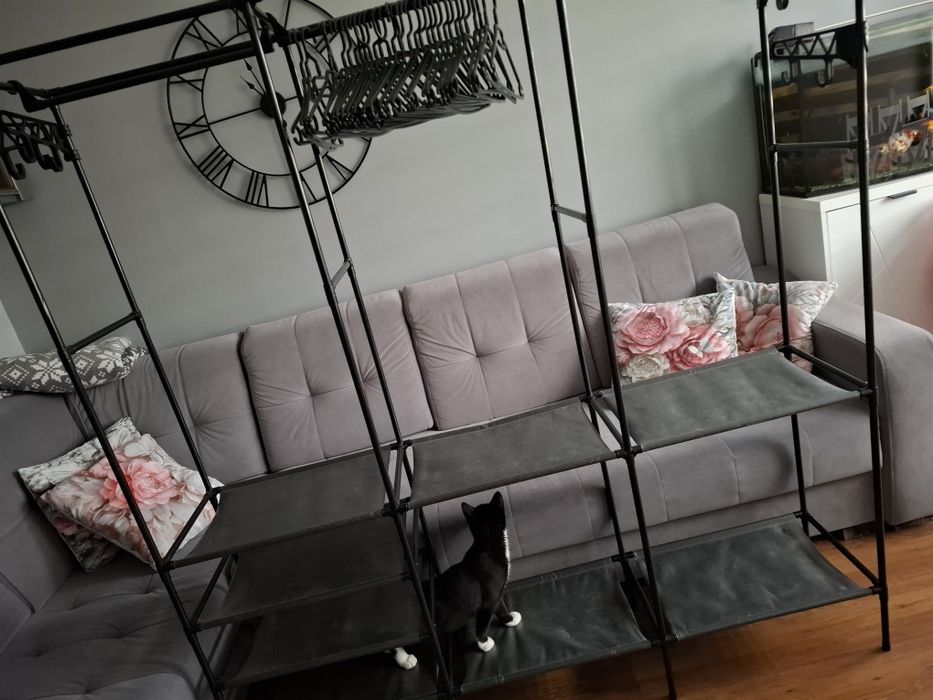 Wieszak wolnostojącego na ubrania