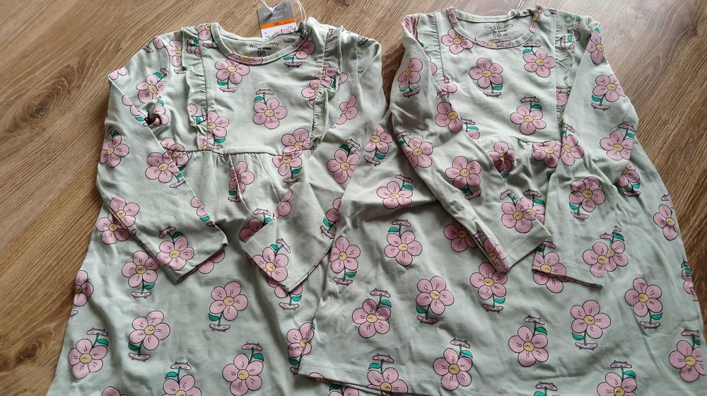 Dwie nowe tuniki rozmiar 98 bliźniaczki