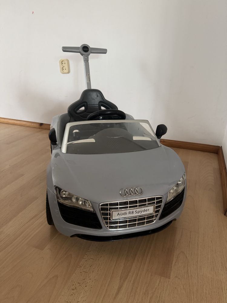 Samochod Rollplay Audi R8 srebrny
