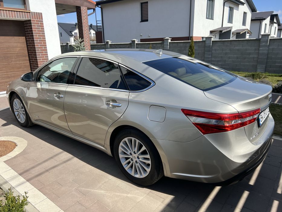 Toyota Avalon Limited 2015 Hybrid