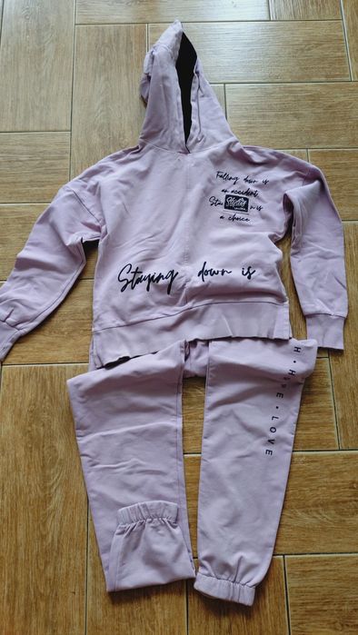 Dres pudrowy róż roz140/146