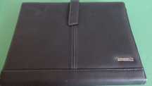 Bolsa em Pele marca Sony