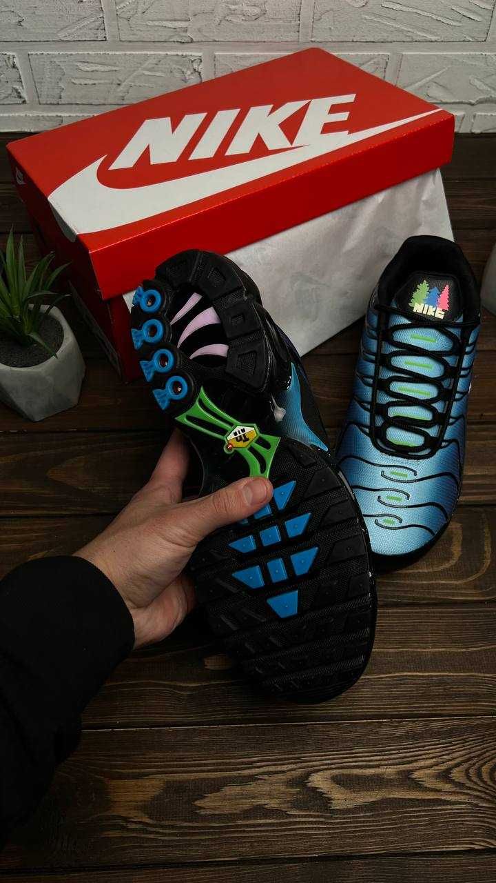 ЗНИЖКА! 43 (27,5) Nike Air Max TN Plus Tree Motifs найк тн вапормакс