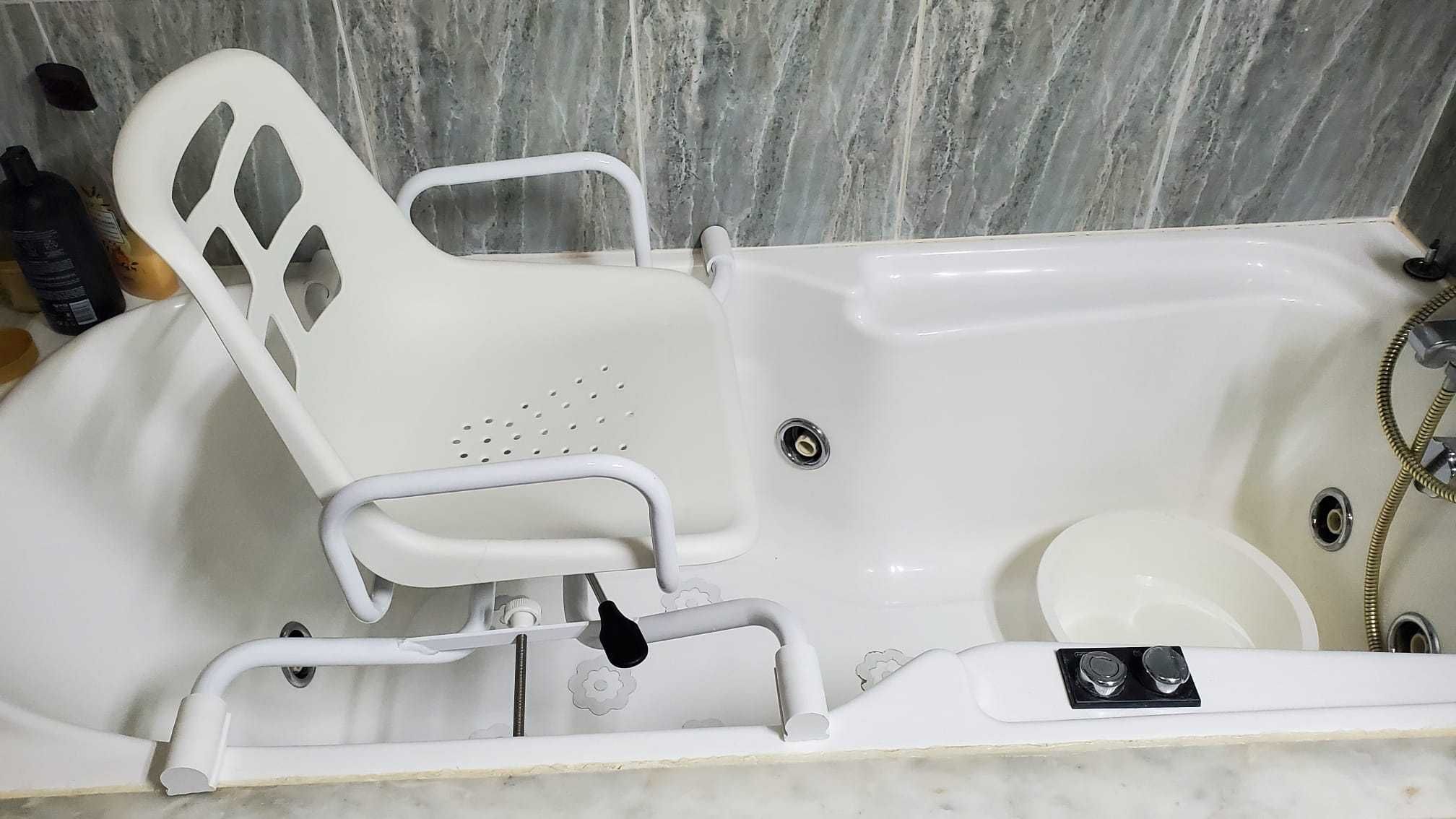 Cadeira de banho giratória