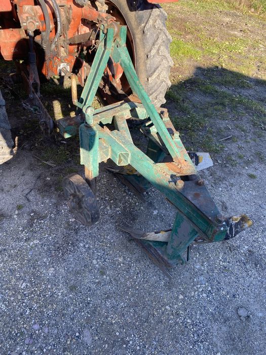 Плуг 2*25 7500 грн