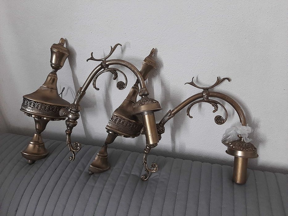 2 candeeiros antigos