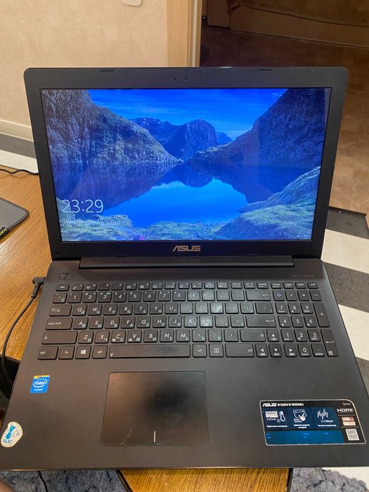 Продам ноутбук ASUS X553MA.