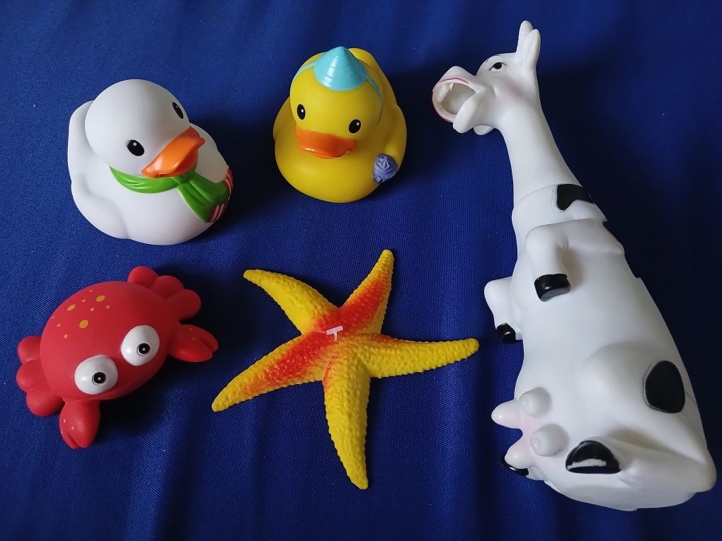 Набір іграшок для купання фірмові infantino.Уточка,каченя,краб,зірочка