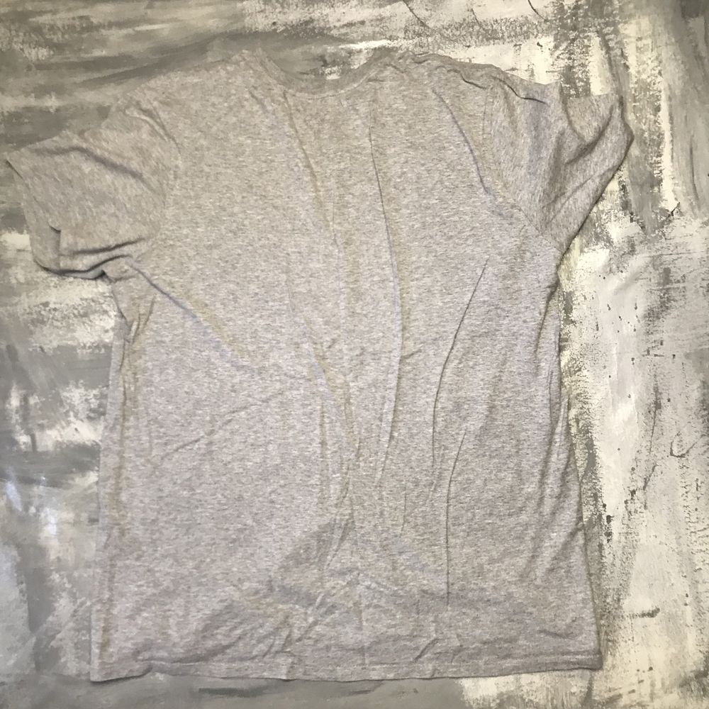 Футболка серая nike ,оригинал,м л,найк t shirt