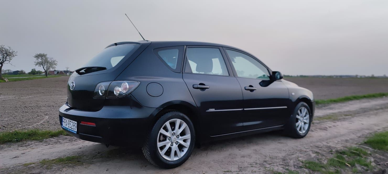 Mazda 3 alumy 1.6 110km 180tys.km klima bezwypadkowa