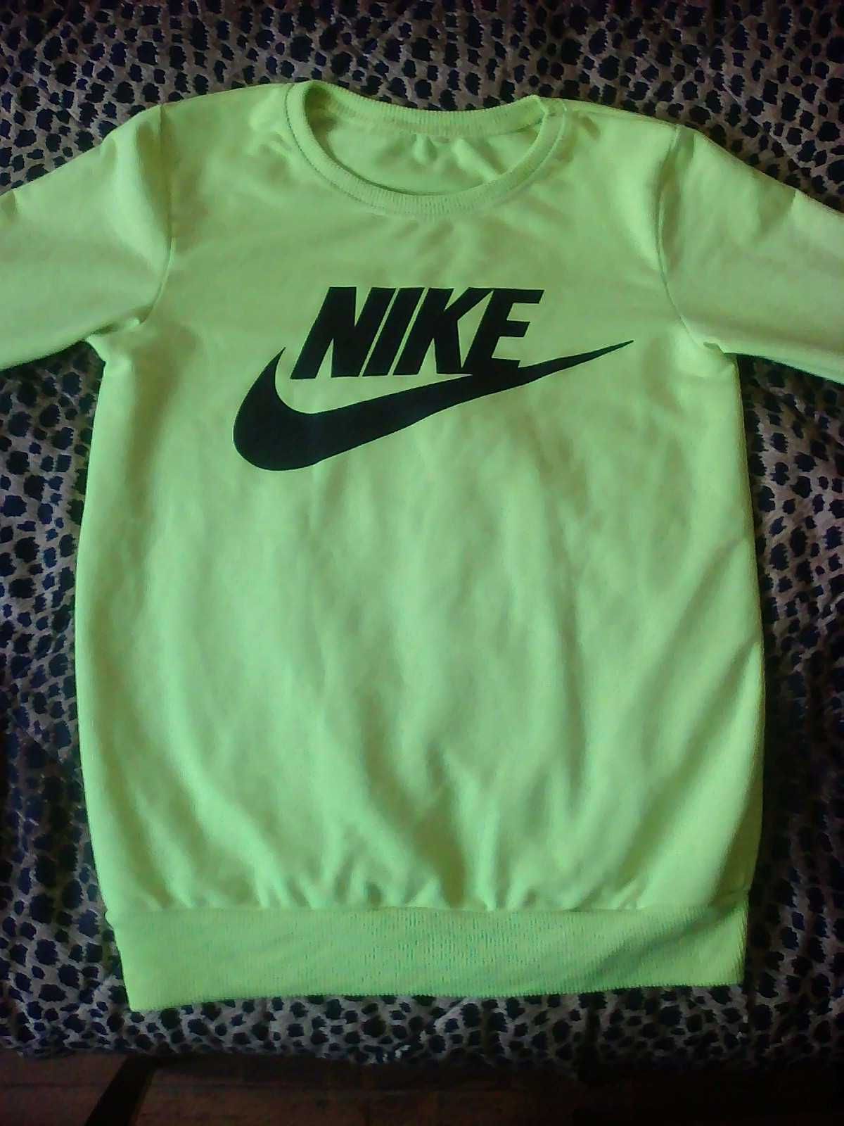 Cienka bluza nike