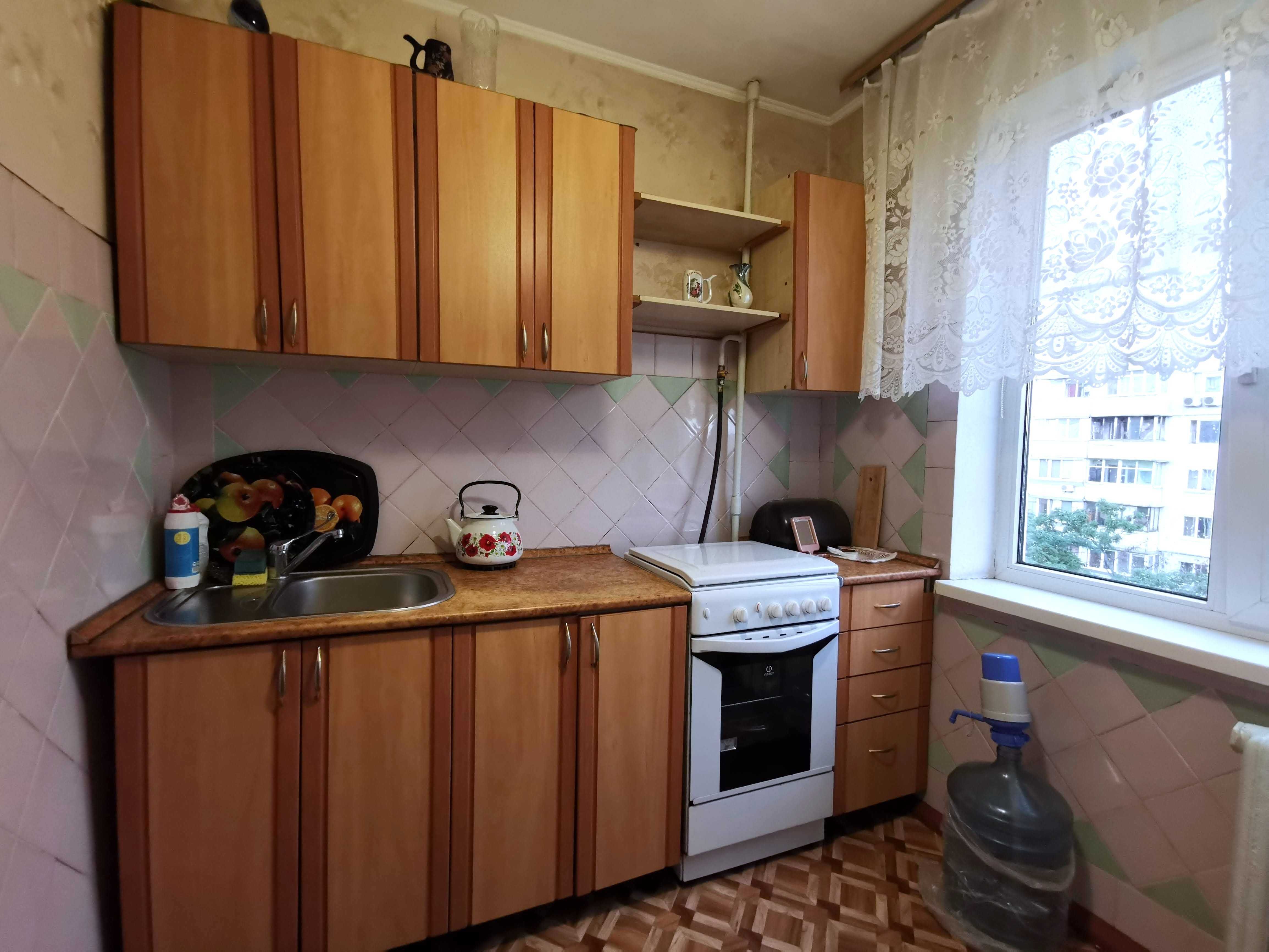 Оренда 2-кімн. квартири Шухевича 10а масив Райдужний метро Почайна