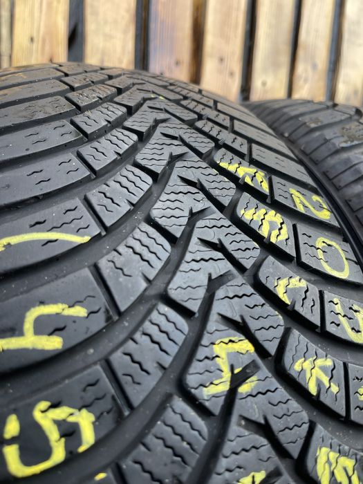 Шини зима 205/60 r16