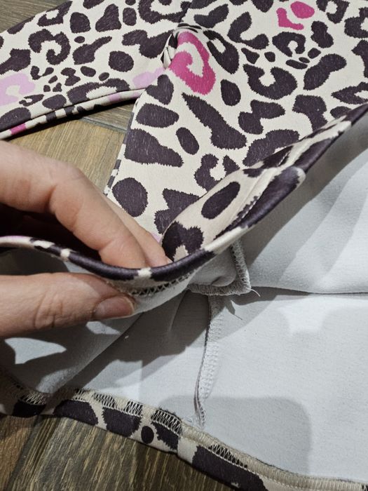 Piankowa bluzka baskinka rozmiar 4-5lat.