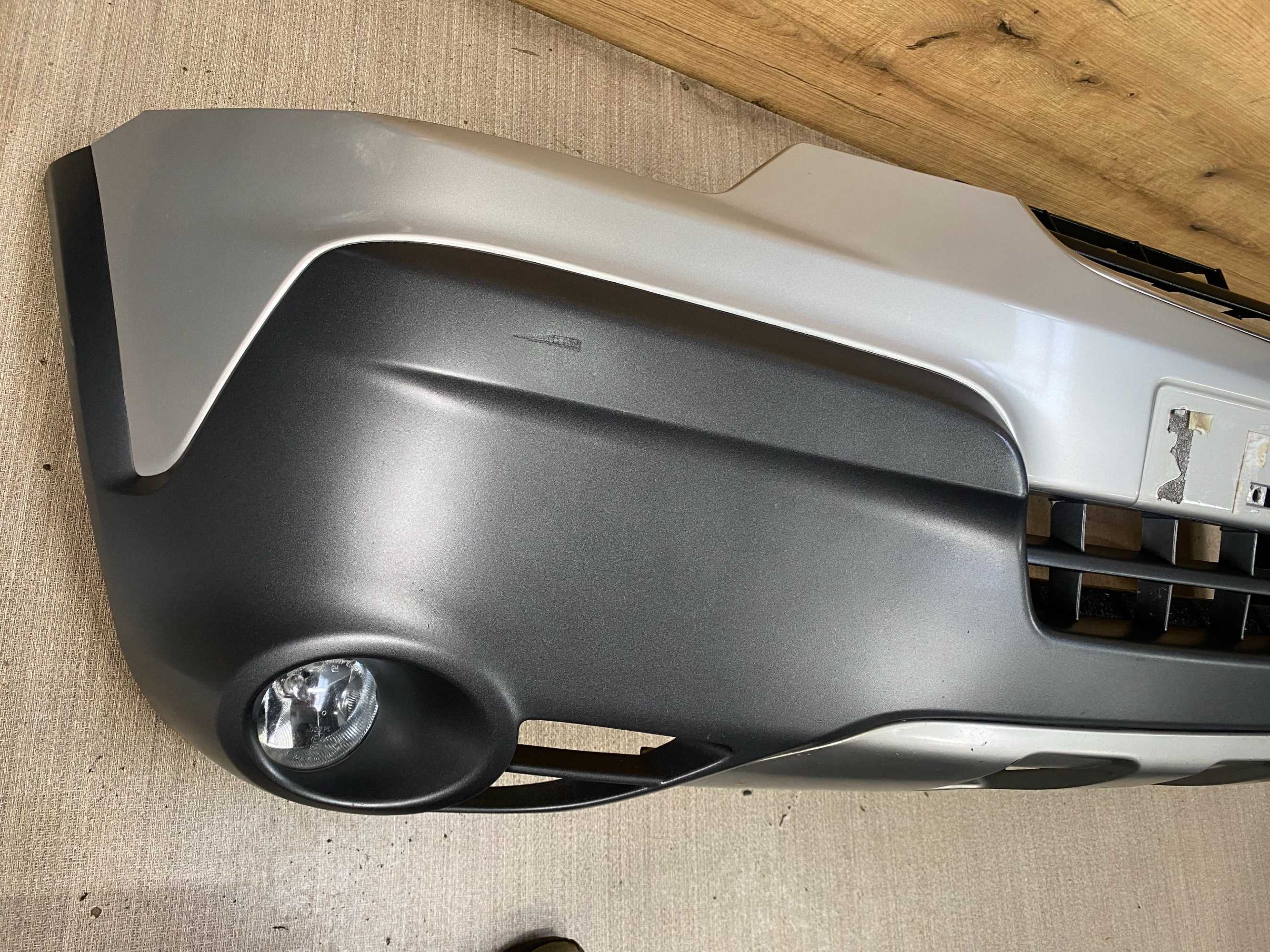 zderzak przedni opel antara kolor 92u