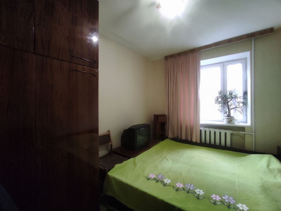 Оренда 2-к квартира Південно-Західний, вулиця Інститутська