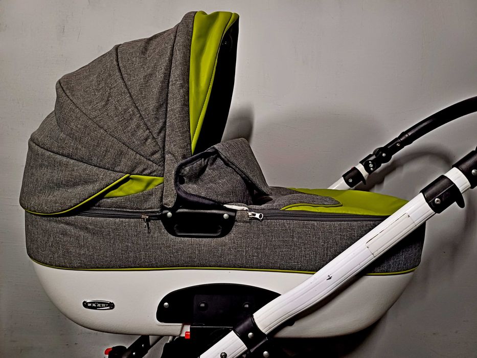 Adamex  з АВТОкріслом  3в1 Гарненький чистий і зручний візочок!