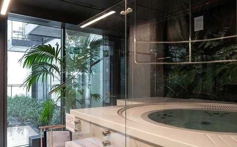 Mieszkanie w centrum z jacuzzi i sauną 2 pok.przy Rondzie Daszyńskiego