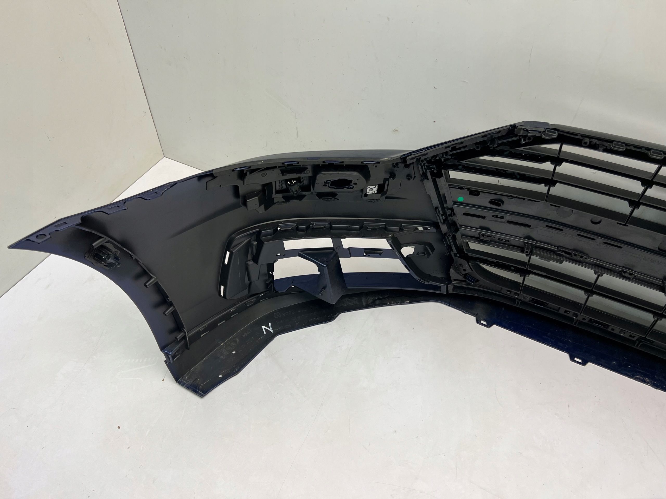 Audi A8 D5 4N0 Zderzak Przedni Atrapa Grill Nowy Oem N 2017