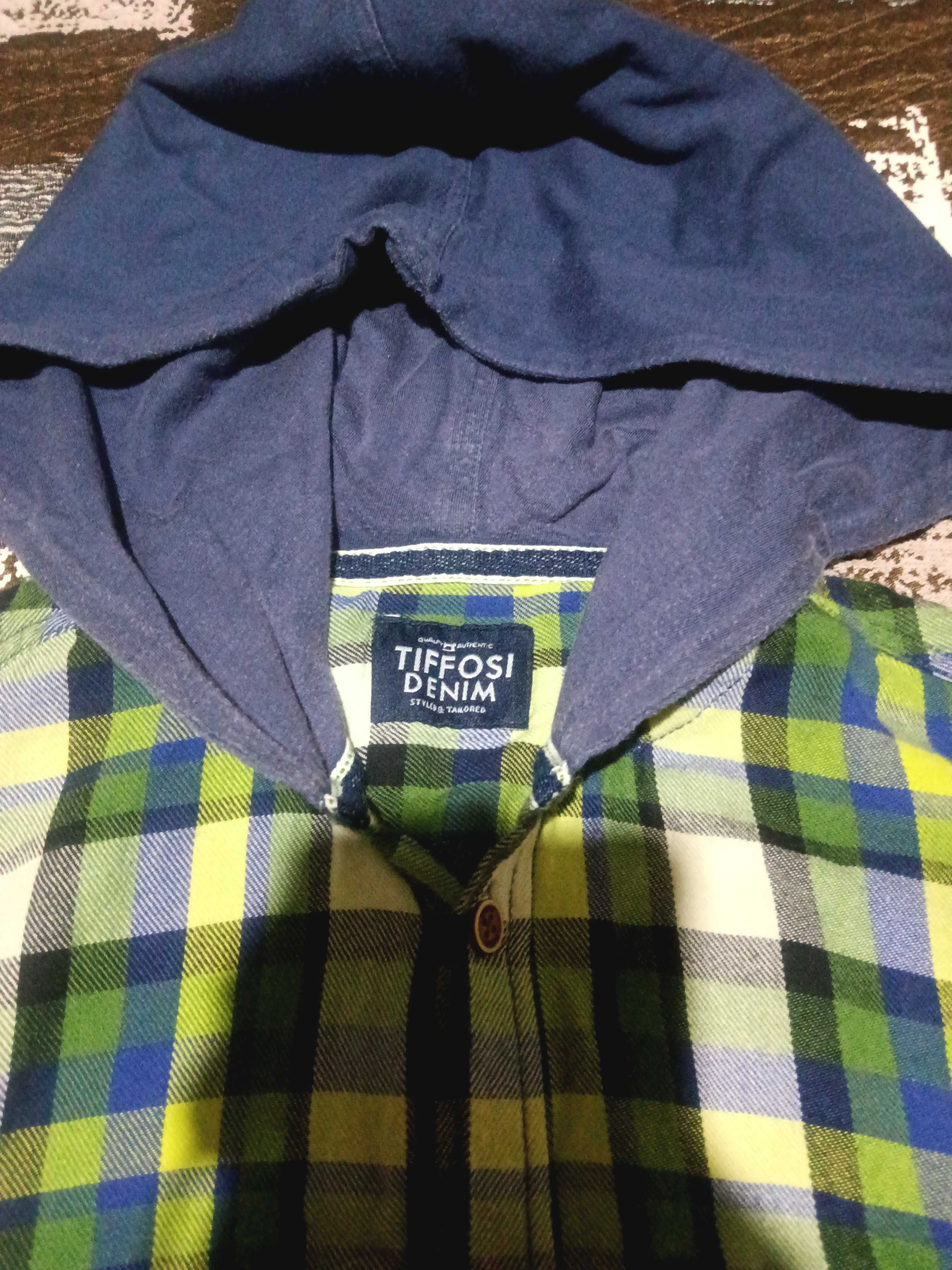 Camiseira/Casaco menino 12/14 anos